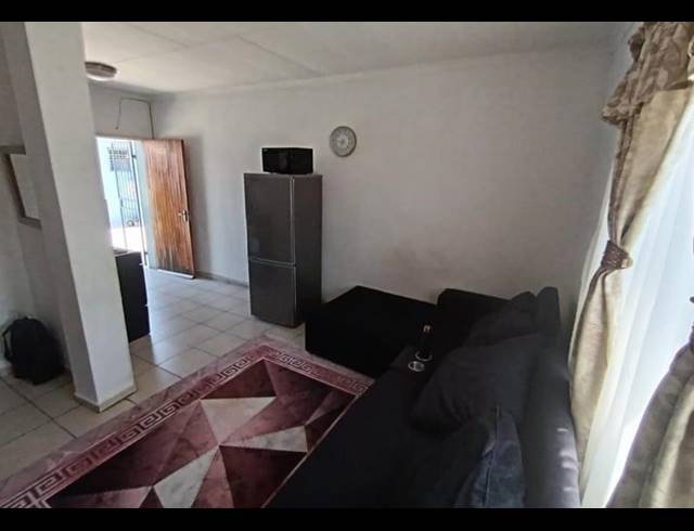 2 BEDROOM APARTMENT FOR SALE IN FLEURHOF